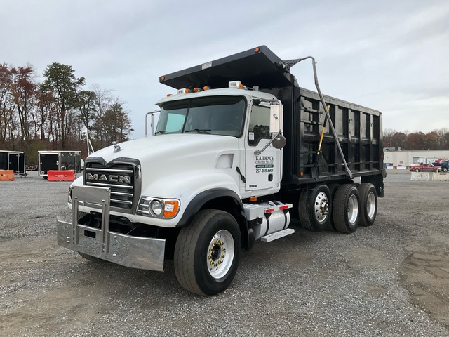 2007 Mack CV713 8x4 Tri/A Dump Truck 2007 Mack CV713 8x4 Tri/A Dump Truck