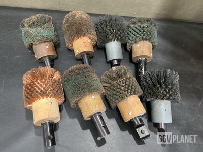 (21) Assorted Artillery Cleaning Brushes