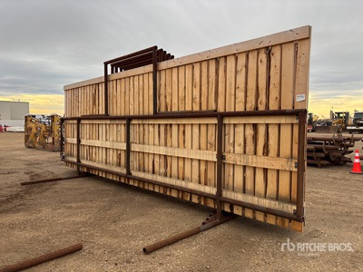 Quantity of (5) 24 ft x 9 ft Płot przeciwwiatrowy