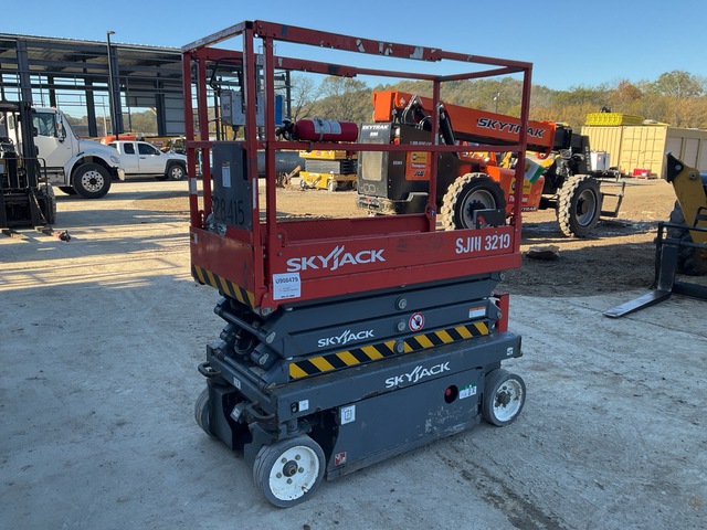 2018 Skyjack SJIII 3219 Electric Scissor Lift 2018 Skyjack SJIII 3219 Electric Scissor Lift