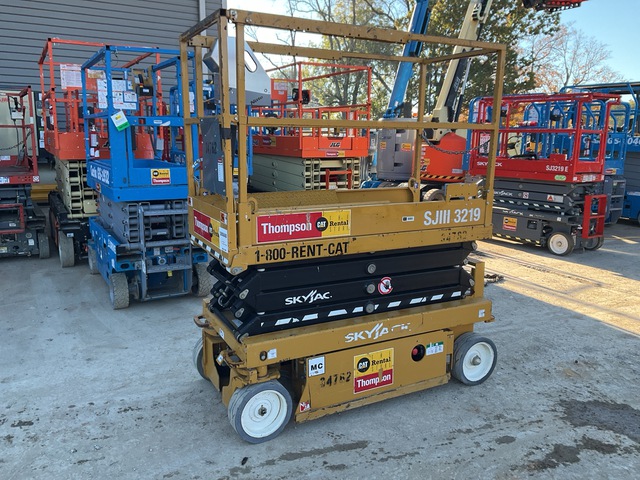 2019 Skyjack SJIII 3219 Electric Scissor Lift 2019 Skyjack SJIII 3219 Electric Scissor Lift
