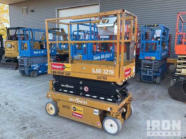 ELEVADOR TIJERA 2019 SKYJACK SJIII3219