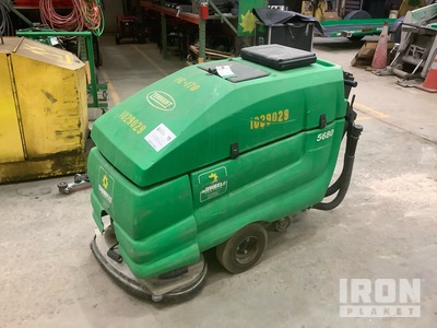 2017 Tennant 5680 Walk-Behind Laveuse de sol