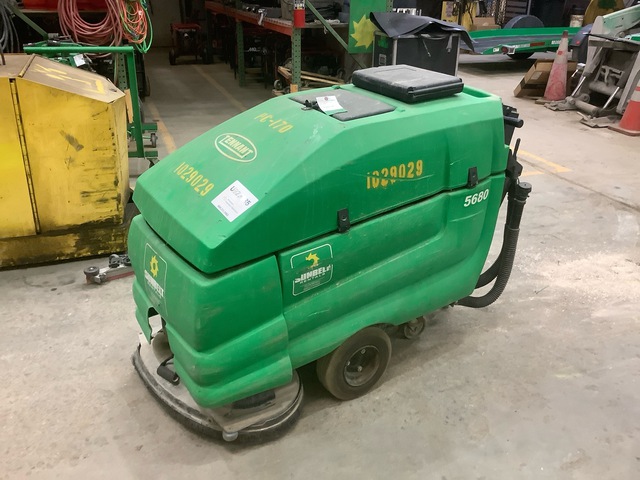 2017 Tennant 5680 Walk-Behind Floor Scrubber 2017 Tennant 5680 Walk-Behind Floor Scrubber