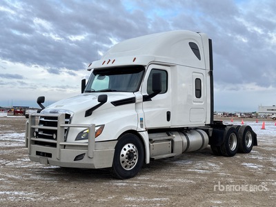 2020 Freightliner Cascadia 6x4 T/A Sleeper Truck Tractor