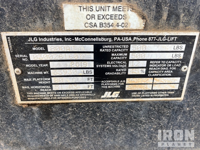 ELEVADOR ARTICULADO 2019 JLG 4WD 800AJ