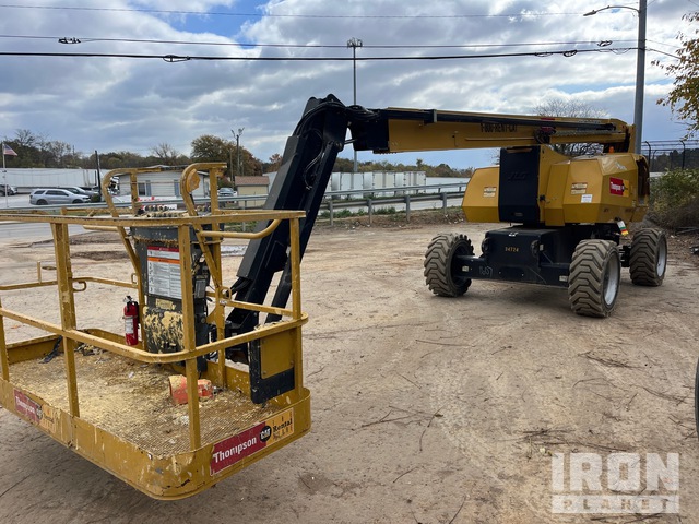 ELEVADOR ARTICULADO 2019 JLG 4WD 800AJ