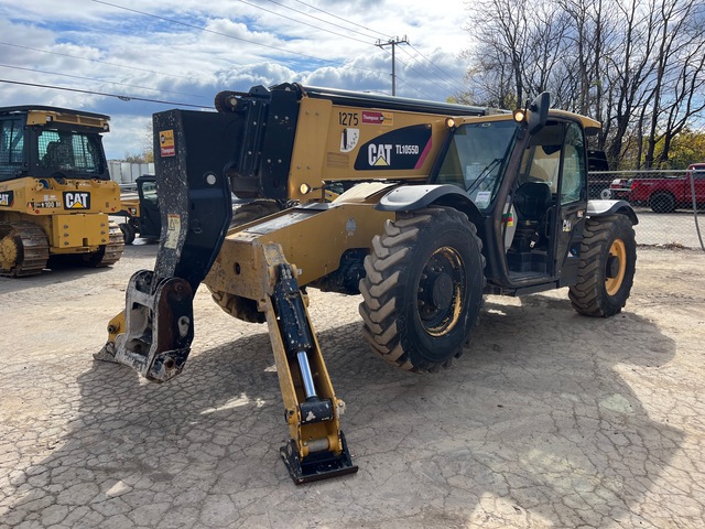 2018 Cat TL1055D Telehandler
