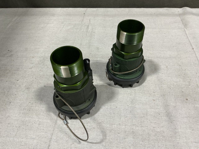 (2) Eaton 64320V22 Quick Disconnect Coupling Halves
