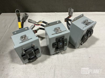 (3) Truck-Lite 07618 Switchbox Assemblies