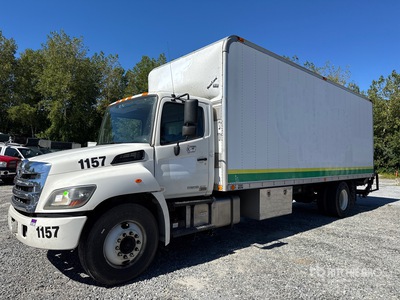 2014 Hino 268 4x2 Van Truck