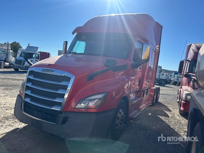 2020 Freightliner Cascadia 126 6x4 Sleeper Truck Tractor