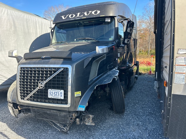 2012 Volvo VNL 6x4 T/A Sleeper Truck Tractor (Inoperable)
