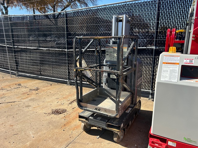 2017 JLG 20MVL Vertical Mast Lift (Inoperable)