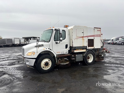 2000 Elgin Broom Bear on 2005 Freightliner M2 106 Kehrmaschine