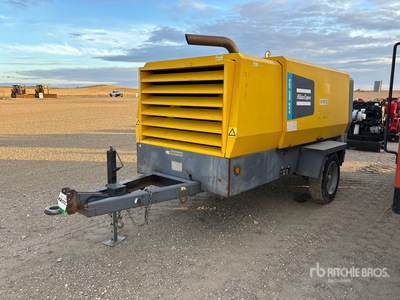 2018 Atlas Copco XAS900 JD8 T4F 900 cfm Mobile コンプレッサー