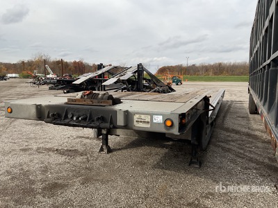 2014 Landoll 440 44 ft T/A Sliding Axle Trailer