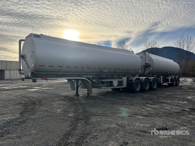 2007 Columbia Tri/A Super B-Train Tanker Trailer
