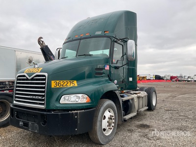 2017 Mack CXU612 Cabeza Tractora Cabina Corta