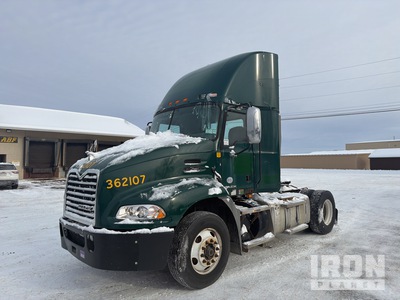 2017 Mack CXU612 4x2 S/A Day Cab Truck Tractor