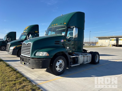 2017 Mack CXU612 4x2 S/A Day Cab Truck Tractor (Inoperable)