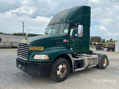2016 Mack CXU612 4x2 تراكتور شاحنة (أحادي المحور) (Inoperable)