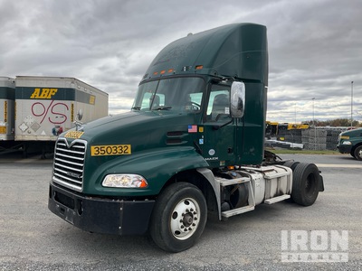 2016 Mack CXU612 4x2 S/A Day Cab Truck Tractor