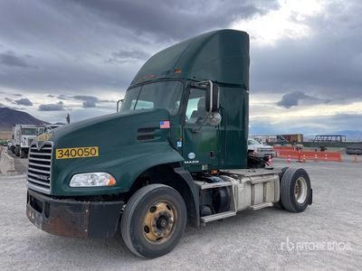2015 Mack CXU612 4x2 Cabeza Tractora Cabina Corta