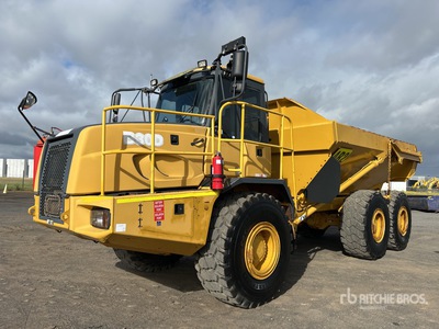 2011 Bell B30D Camion à benne articulé