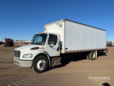 2012 Freightliner M2 106 4x2 Furgonetka