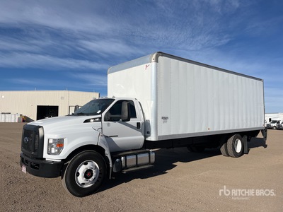 2019 Ford F-750 4x2 Van Truck