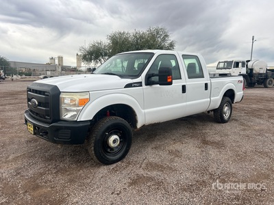 2014 Ford F-250 XL 4x4 Crew Cab Pickup