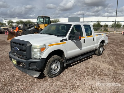 2014 Ford F-250 XL 4x4 Crew Cab Pickup