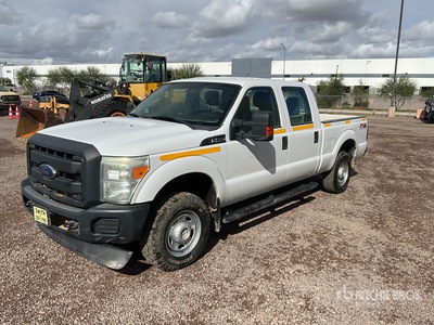 2014 Ford F-250 XL 4x4 Crew Cab Pickup