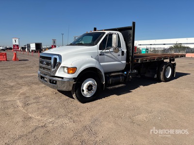 2011 Ford F-750 XL 4x2 Dump bed Camion à Plateau