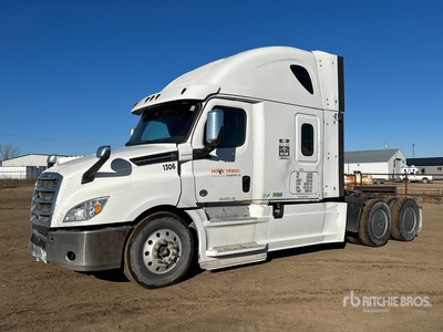 2019 Freightliner Cascadia 126 6x4 T/A Sleeper Truck Tractor