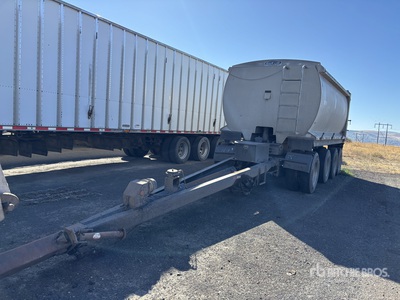 2002 Pioneer Quad/A Remolque volcador con acoplado