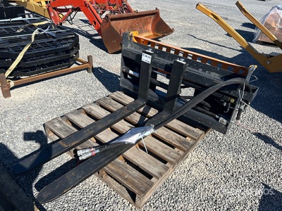 2025 Wolverine PFA-11-3300G Fourches pour chargeuse à différentiel (Unused)