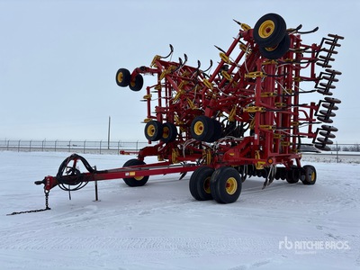 2011 Bourgault 5810-72 72 ft مثقاب هوائي