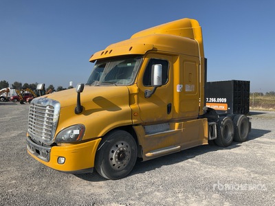 2017 Freightliner Cascadia 125 6x4 T/A Sleeper Truck Tractor