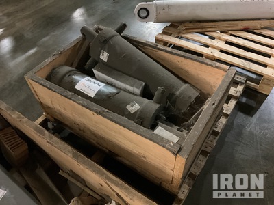 Qty Of Cylinders  Terex Part #'s 605235, T423165