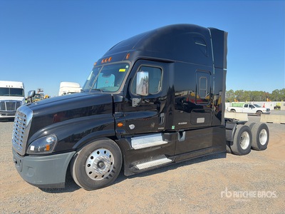 2016 Freightliner Cascadia 125 6x4 T/A Sleeper Truck Tractor