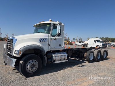 2007 Mack CTP713 8x4 Autocarro cabina e telaio
