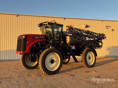 2013 Versatile SX275 120 ft 4x2 High Clearance Self-Propelled Sprayer