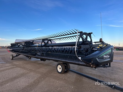 2017 MacDon FD75-D 45 ft Flex Draper Tête de moissonneuse/batteuse