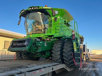 2018 John Deere S780 Combine Harvester