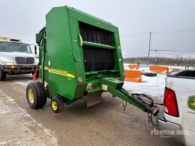 2002 John Deere 567 Round Baler