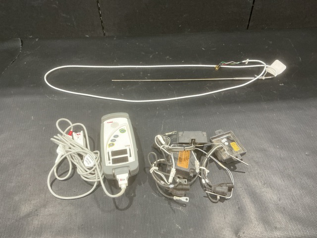 (6) Flow Control Thermostats, (1) Pulse Oximeter & Assorted Items (6) Flow Control Thermostats, (1) Pulse Oximeter & Assorted Items