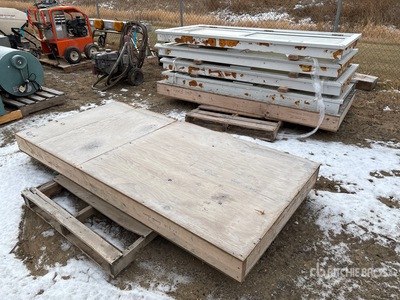 Quantity of (6) 82 in x 36 in Aluminum Deuren