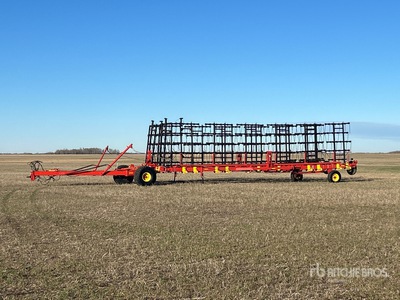 2012 Bourgault 7200 84 ft Heavy Egge